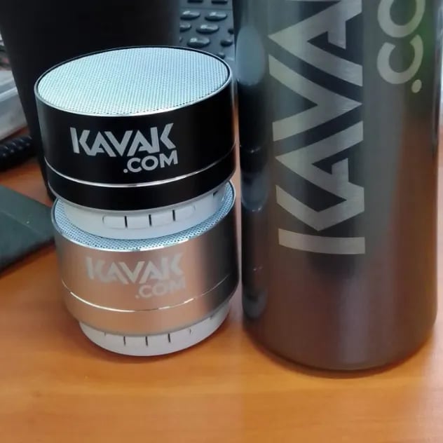 Bocinas Kavak